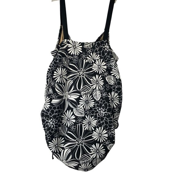 Delta Burke One Piece Swimsuit Black and White Floral Size 18W - Picture 2 of 7